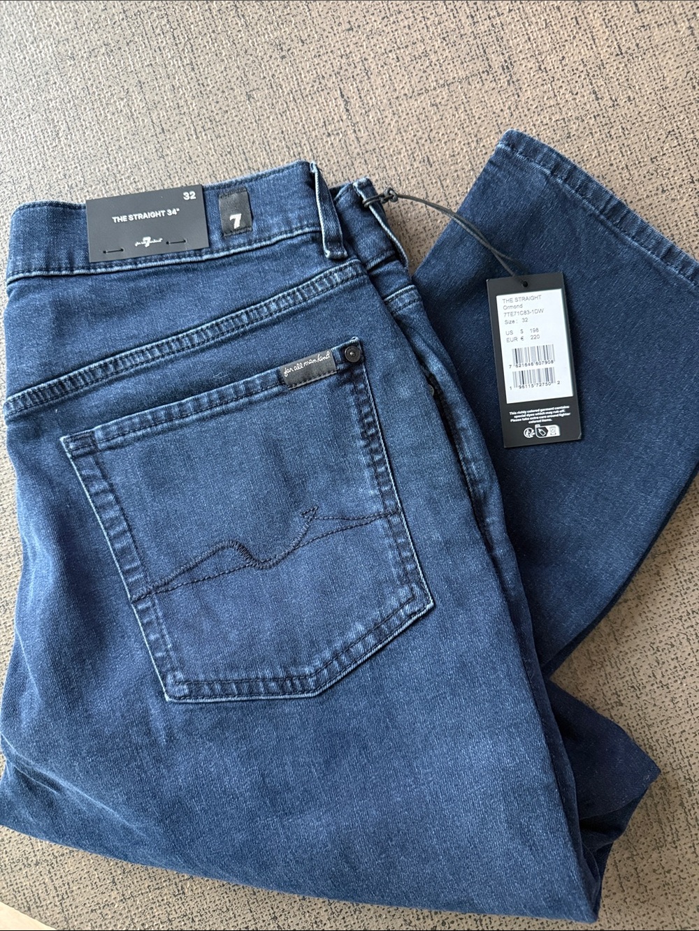 7 For All Mankind Straight Men’s Jeans in Dark Blue Wash